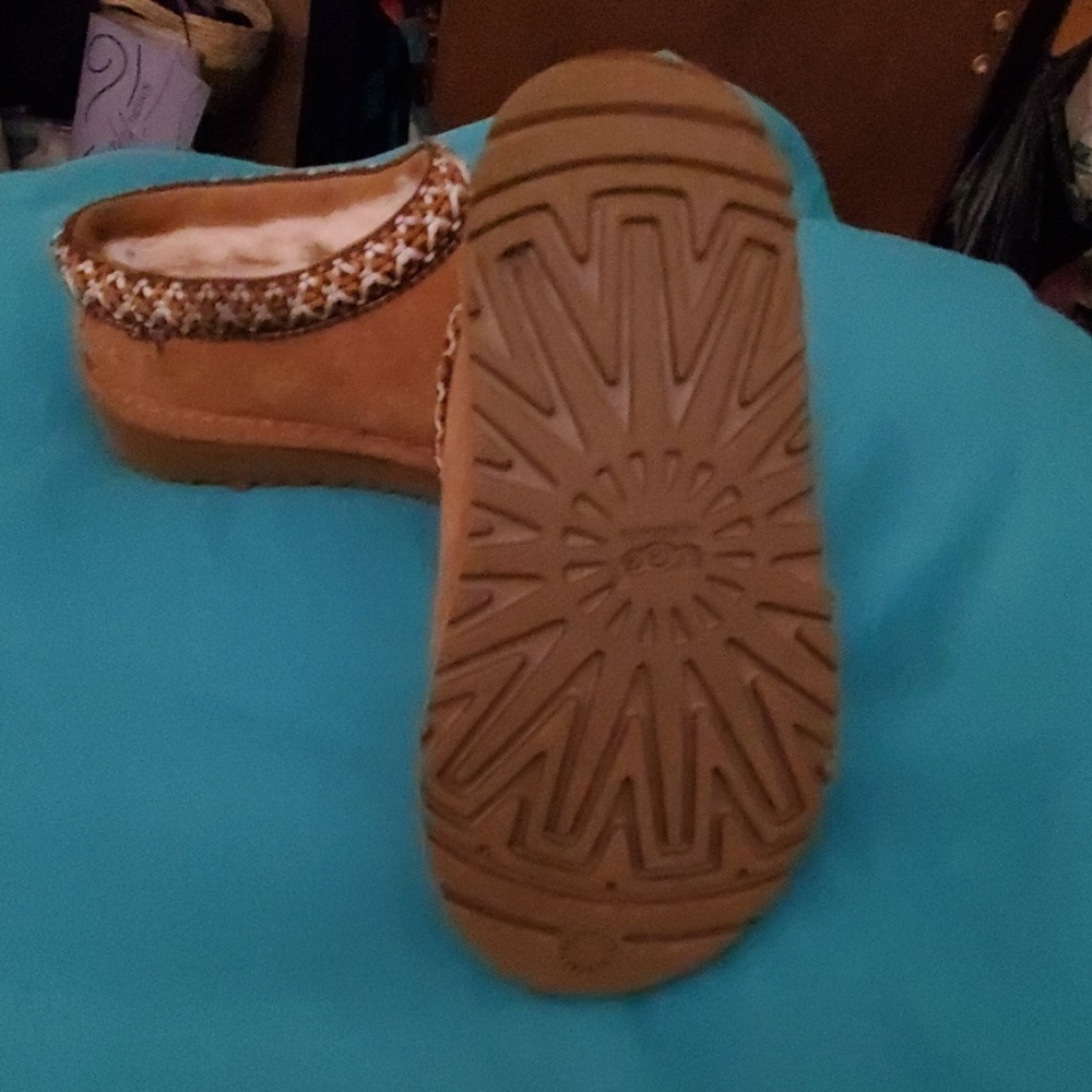 Boy uggs